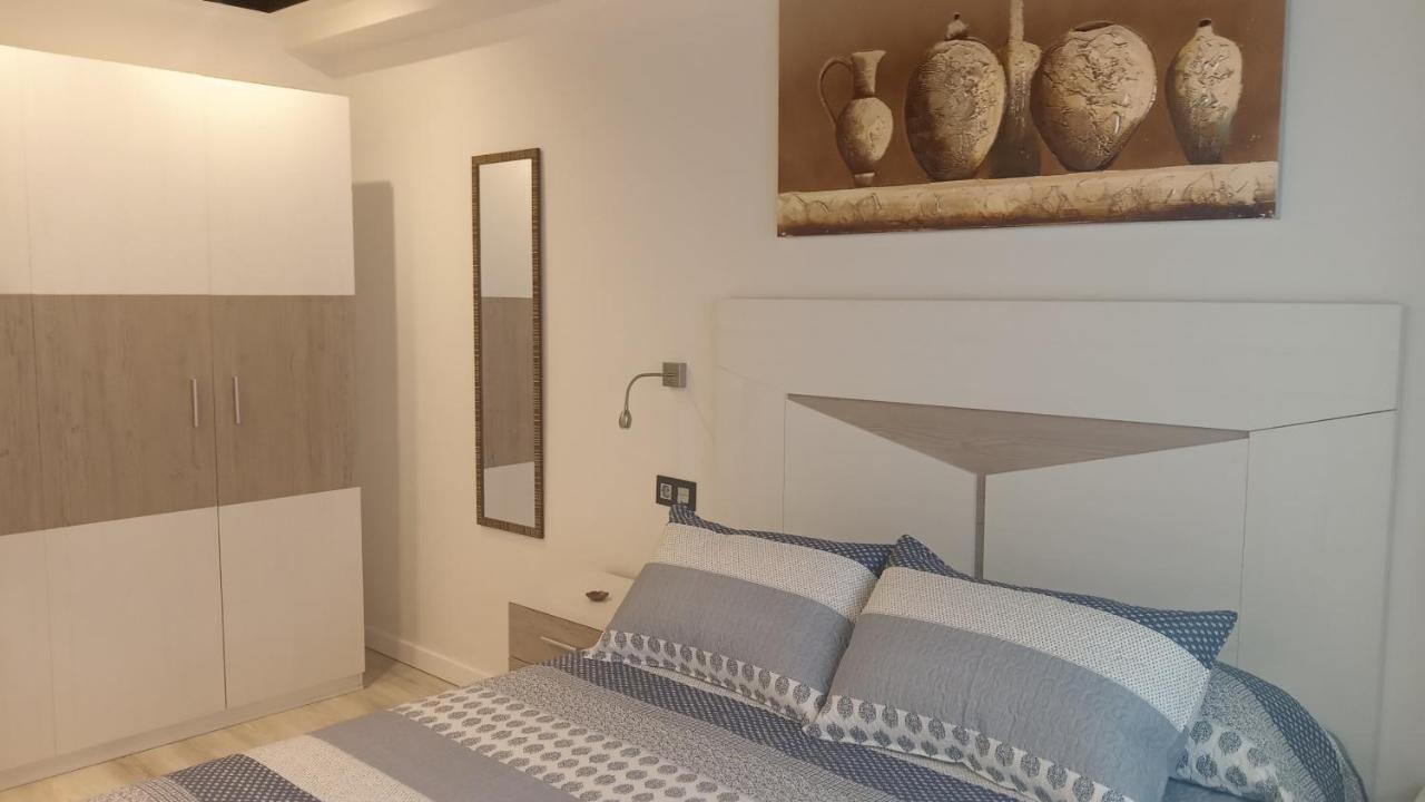 Apartamento Cinema Apartment Oviedo Ngoại thất bức ảnh